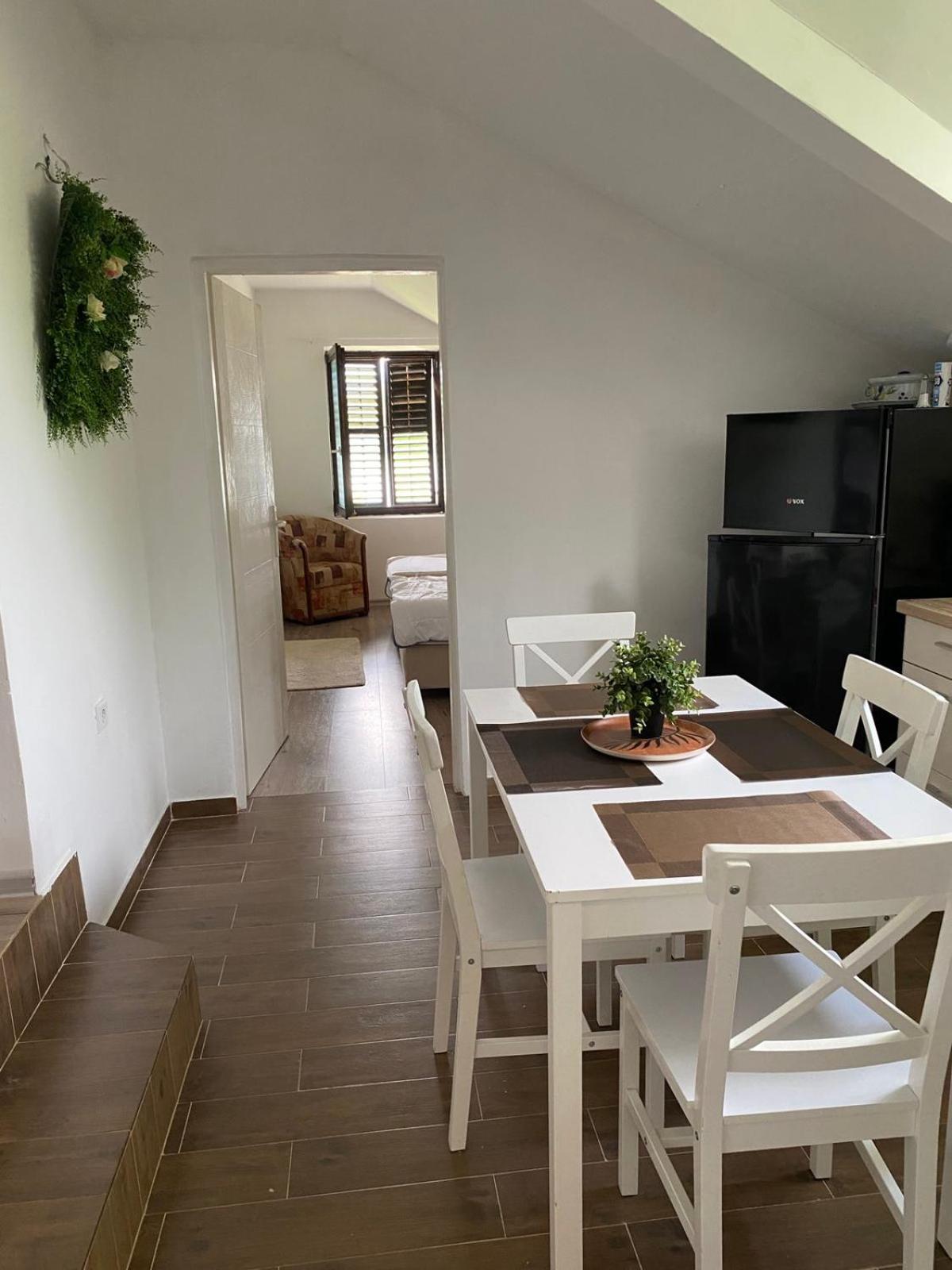 Tina Apartment Tekija  Luaran gambar