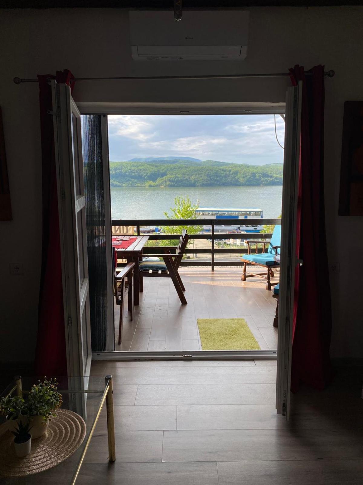 Tina Apartment Tekija  Luaran gambar